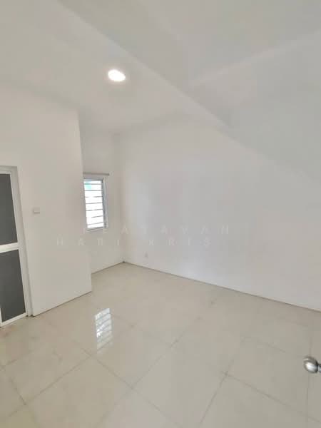 2-storey Terraced House for Sale in Dengkil (Selangor) - Keasavan Hari Krishnan - Interior - PropertyGuru.com.my