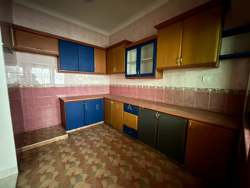 2-storey Terraced House for Sale in Taman Seri Orkid (Skudai) - Le Yang - Kitchen - PropertyGuru.com.my