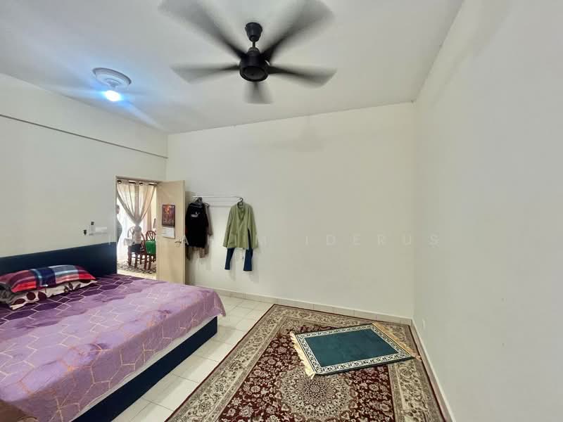Semi-Detached House for Sale in Batu Caves (Selangor) - Ibrahim Iderus - Bedroom - PropertyGuru.com.my