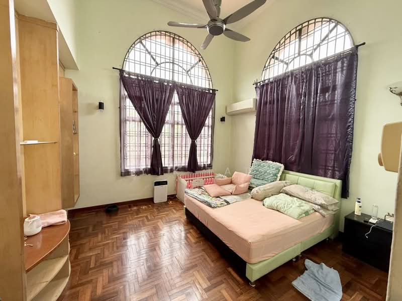 2-storey Terraced House for Sale in Taman Pelangi Indah (Ulu Tiram) - Yik Tat - Bedroom - PropertyGuru.com.my