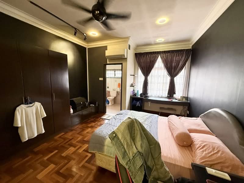 2-storey Terraced House for Sale in Taman Pelangi Indah (Ulu Tiram) - Yik Tat - Bedroom - PropertyGuru.com.my