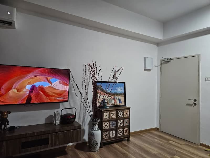 The Quartz Residence untuk Untuk Disewa - RM 1,200 /bulan, Mac 2026 - Living Room - PropertyGuru.com.my