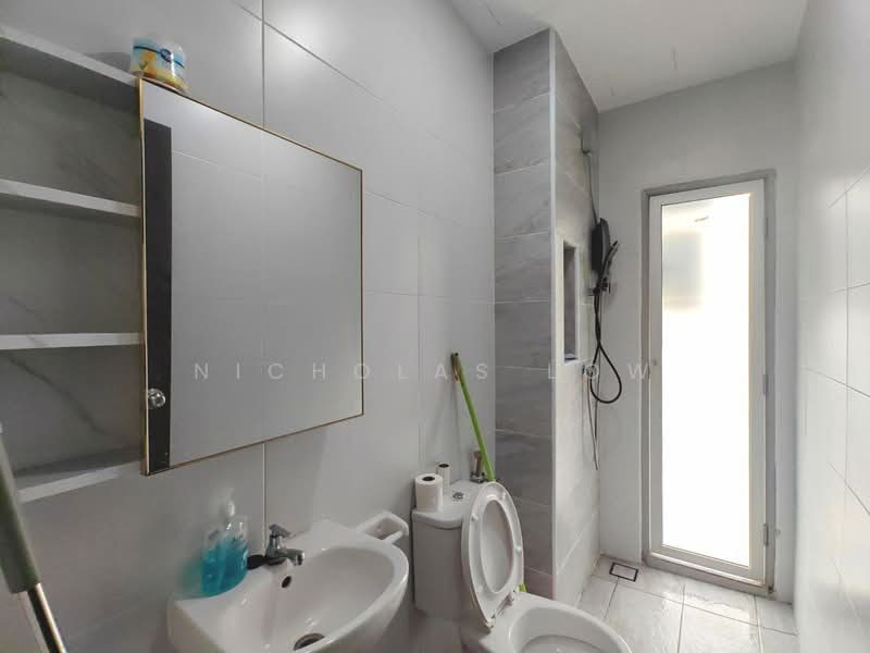Condominium for Rent at KSL Residence 2 @ Kangkar Tebrau - Nicholas Low - Bathroom - PropertyGuru.com.my