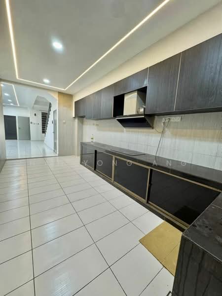 2-storey Terraced House for Sale in Taman Bestari Indah (Ulu Tiram) - Han Yong Ang - Kitchen - PropertyGuru.com.my
