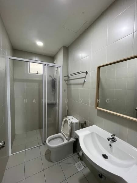 Service Residence for Rent at Meridin Bayvue @ Sierra Perdana - Han Lu Yung - Bathroom - PropertyGuru.com.my