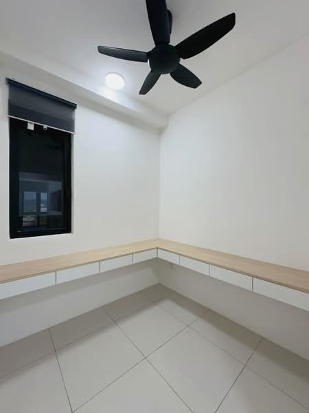 Vivo Executive Apartment untuk Untuk Disewa - RM 1,400 /bulan, Mac 2026 - Study - PropertyGuru.com.my