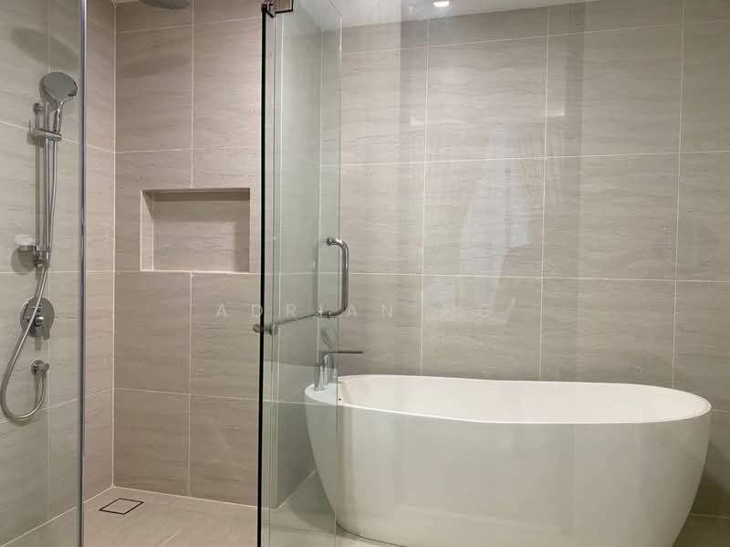 Service Residence for Rent at Star Residences Three - Adrian Ng - Bathroom - PropertyGuru.com.my