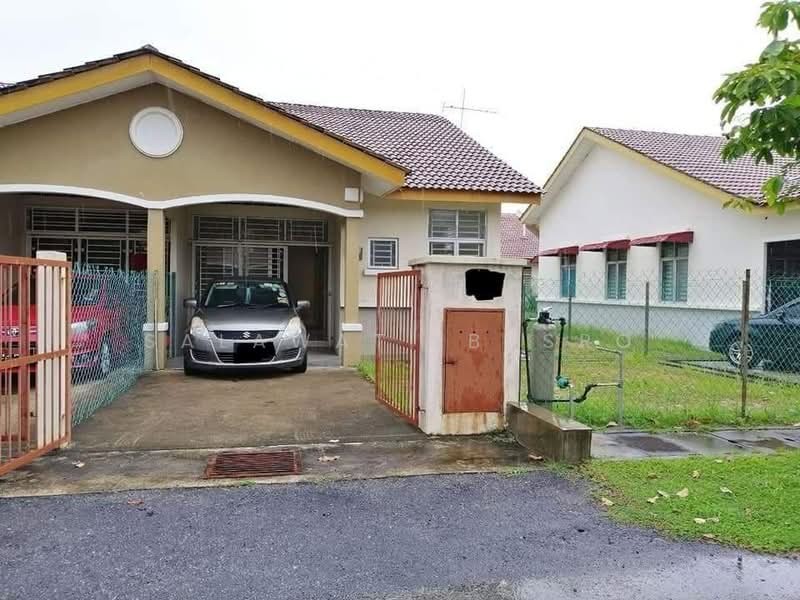 END LOT Single Storey Terrace SP1 Bandar Saujana Putra untuk Untuk Dijual - RM 470,000, Mac 2026 - Exterior - PropertyGuru.com.my