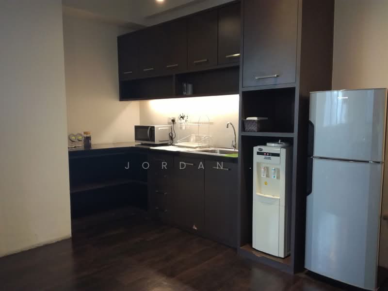 1 Mont Kiara untuk Untuk Disewa - RM 950 /bulan, Mac 2026 - Kitchen - PropertyGuru.com.my