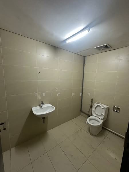 Offices, Shops @ Plaza Arkadia untuk Untuk Disewa - RM 4,600 /bulan, Mac 2026 - Bathroom - PropertyGuru.com.my