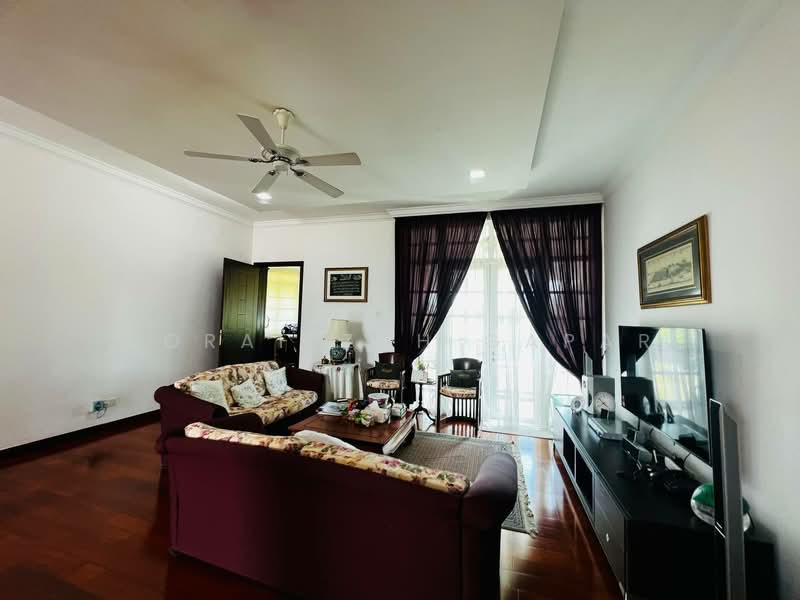 Bungalow for Sale in Perdana Lakeview East (Cyberjaya) - NoraFizah Gapar - Living Room - PropertyGuru.com.my