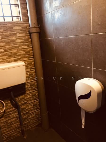 Shop for Rent in Taman Skudai Baru (Skudai) - Derrick Ng - Bathroom - PropertyGuru.com.my