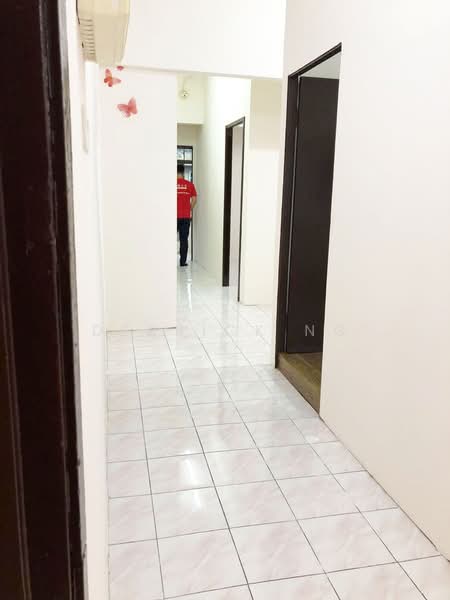 Shop for Rent in Taman Skudai Baru (Skudai) - Derrick Ng - Corridor - PropertyGuru.com.my