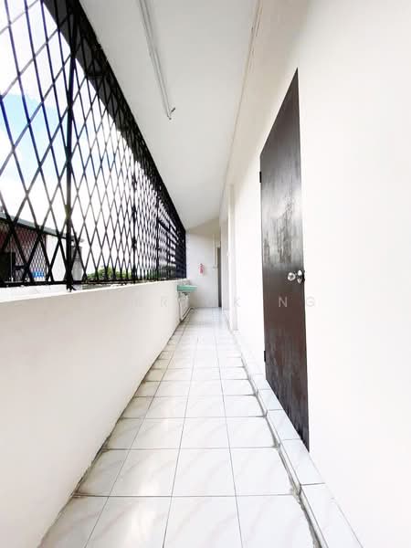 Shop for Rent in Taman Skudai Baru (Skudai) - Derrick Ng - Corridor - PropertyGuru.com.my
