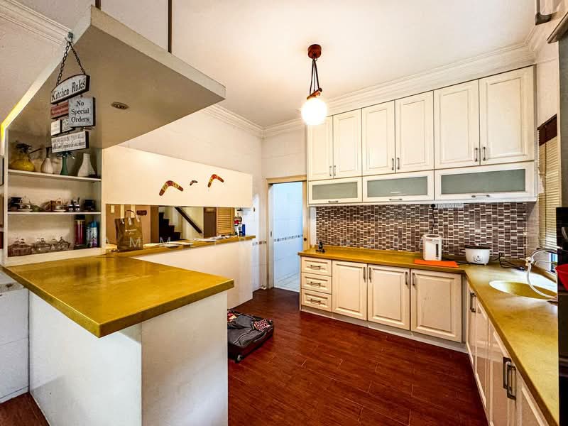 Seksyen 9, Bandar Baru Bangi untuk Untuk Dijual - RM 1,250,000, Mac 2026 - Kitchen - PropertyGuru.com.my