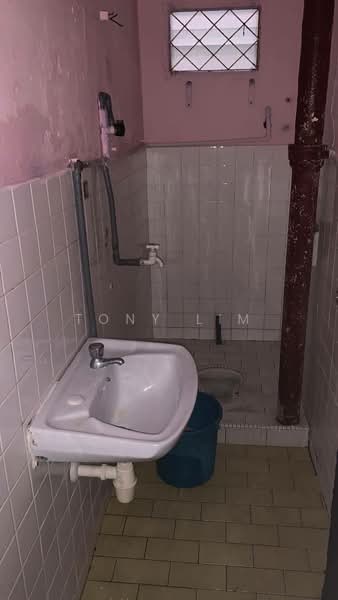 Taman Pelangi Taman Pelangi Tamans Pelangis untuk Untuk Disewa - RM 2,800 /bulan, Mac 2026 - Bathroom - PropertyGuru.com.my