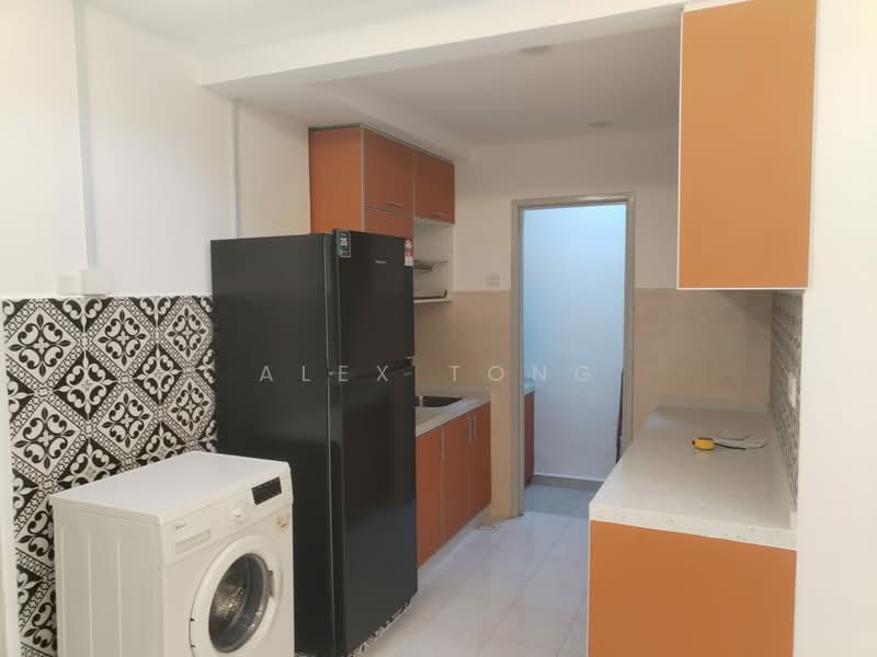 Vista Pinggiran Apartment untuk Untuk Disewa - RM 1,900 /bulan, Mac 2026 - Kitchen - PropertyGuru.com.my