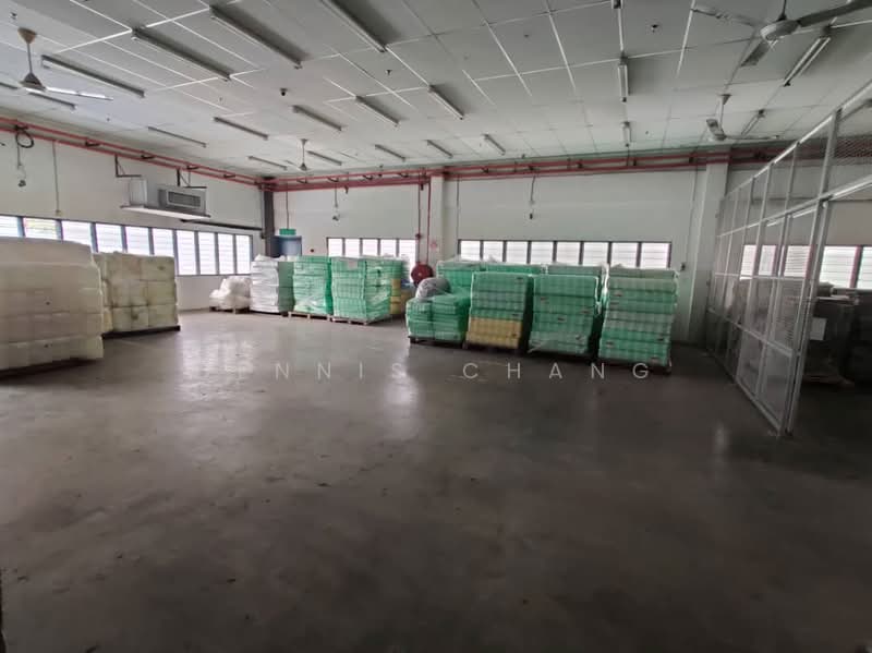 Kilang Berkembar untuk Dijual di Kawasan Perindustrian Bukit Serdang (Seri Kembangan) - Dennis Chang - Interior - PropertyGuru.com.my