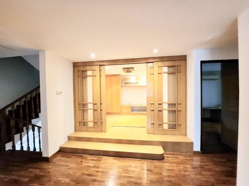 Semi-Detached House for Sale in Taman Pelangi (Johor Bahru) - Yik Tat - PropertyGuru.com.my