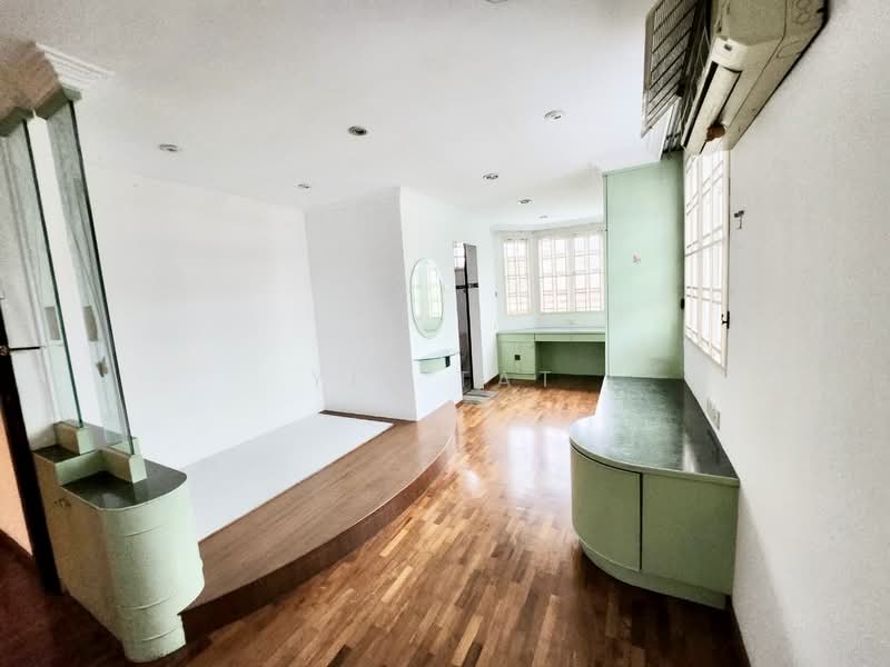 Semi-Detached House for Sale in Taman Pelangi (Johor Bahru) - Yik Tat - PropertyGuru.com.my