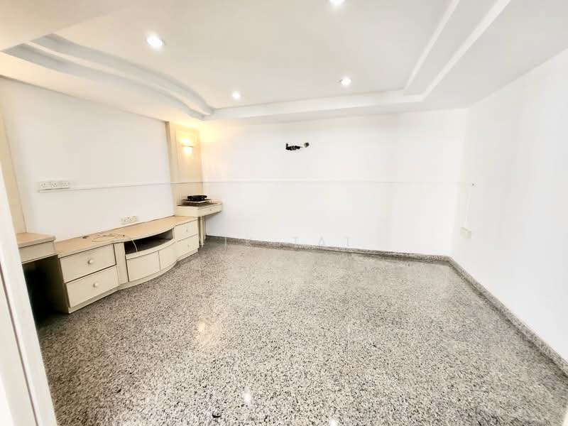 Semi-Detached House for Sale in Taman Pelangi (Johor Bahru) - Yik Tat - PropertyGuru.com.my