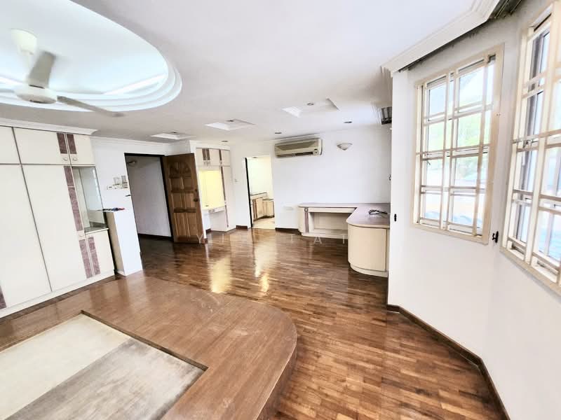 For Sale - Taman Pelangi Tamans Pelangis