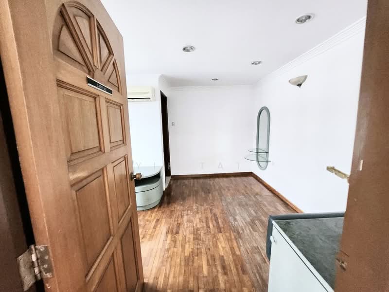 For Sale - Taman Pelangi Tamans Pelangis