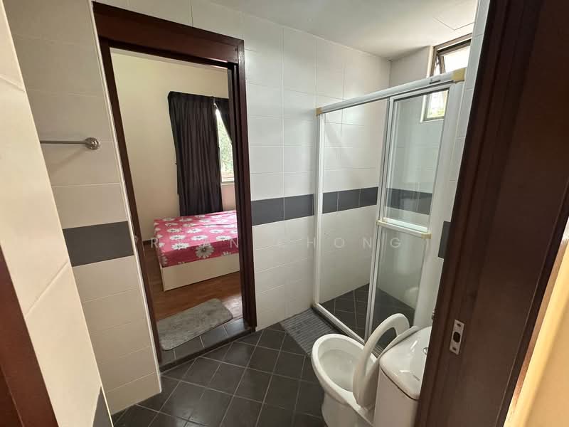 Molek Pine 1 untuk Untuk Disewa - RM 2,800 /bulan, Mac 2026 - Bathroom - PropertyGuru.com.my