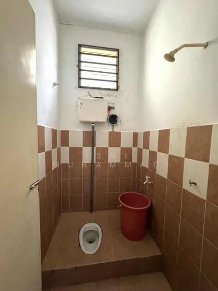 1-storey Terraced House for Sale in Bandar Sri Sendayan (Negeri Sembilan) - Ismi Muhammad - Bathroom - PropertyGuru.com.my