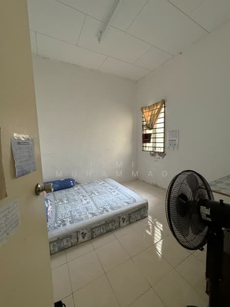 1-storey Terraced House for Sale in Bandar Sri Sendayan (Negeri Sembilan) - Ismi Muhammad - Bedroom - PropertyGuru.com.my
