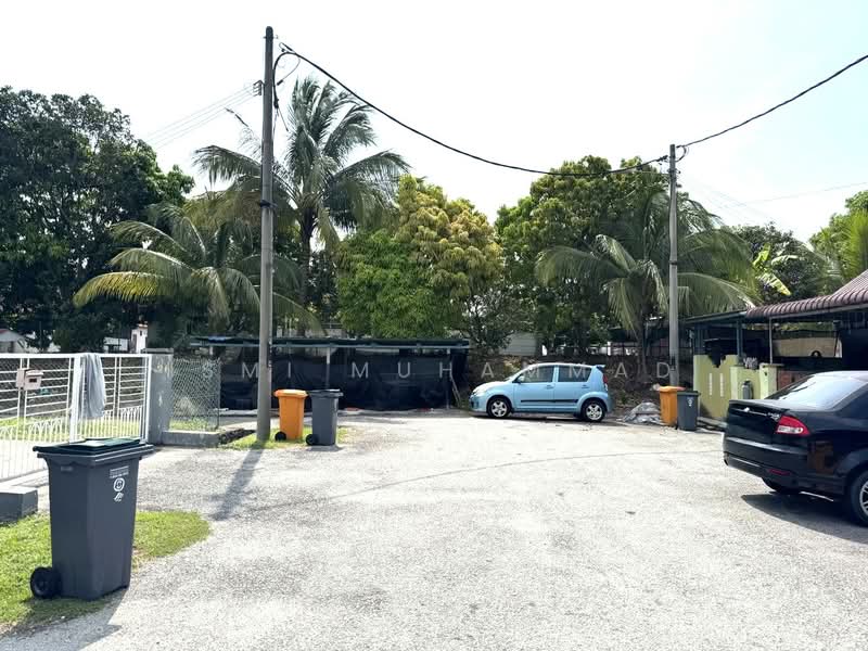 1-storey Terraced House for Sale in Bandar Sri Sendayan (Negeri Sembilan) - Ismi Muhammad - Exterior - PropertyGuru.com.my