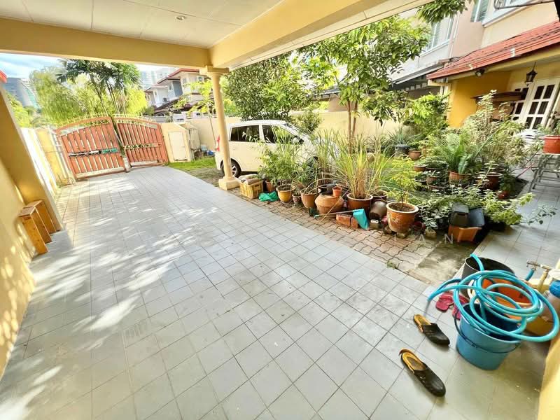 2-storey Terraced House for Sale in Bandar Utama (Selangor) - Nor Azhar Azlan - Exterior - PropertyGuru.com.my