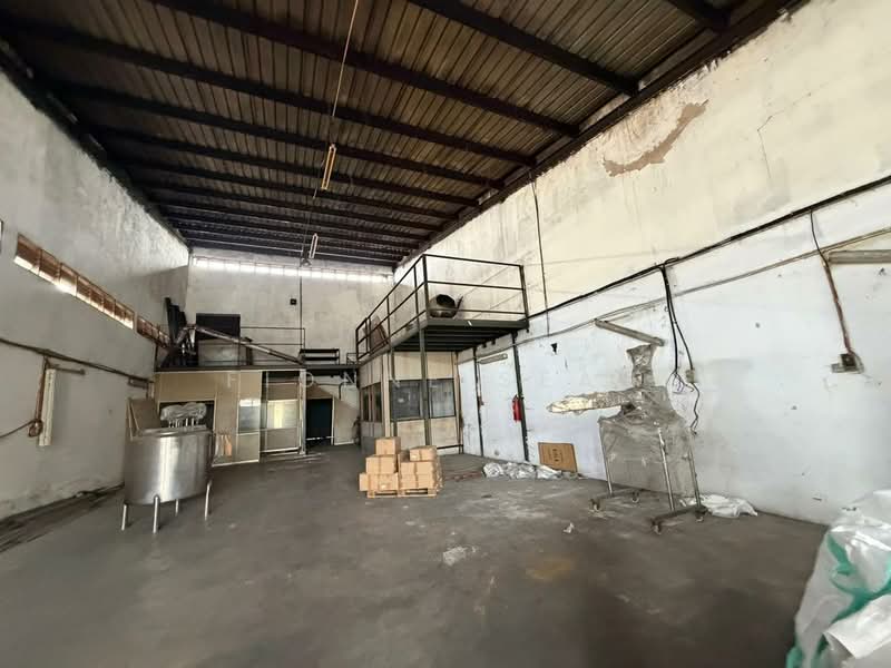 Shop for Rent in Nibong Tebal (Penang) - Fionne Seah - Interior - PropertyGuru.com.my