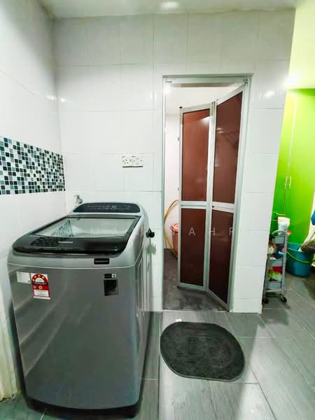 1-storey Terraced House for Sale in Taman Mawar (Bandar Kinrara) - Ilman Nahri - Interior - PropertyGuru.com.my