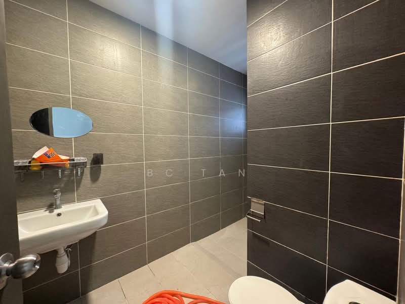 Condominium for Rent at The Henge - BC TAN - Bathroom - PropertyGuru.com.my