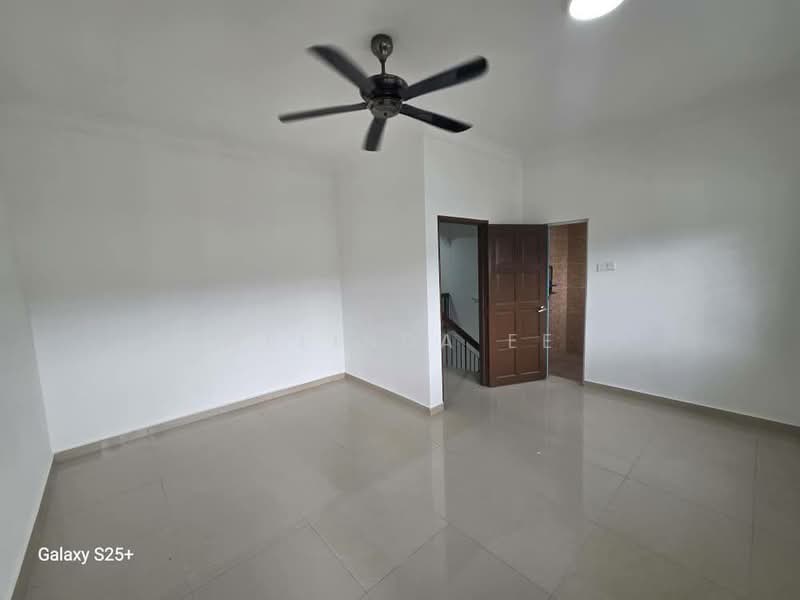 Taman Selesa Jaya untuk Untuk Dijual - RM 638,000, Mac 2026 - Interior - PropertyGuru.com.my