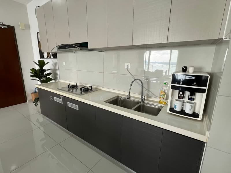 Lovell @ Country Garden Danga Bay untuk Untuk Disewa - RM 4,100 /bulan, Mac 2026 - Kitchen - PropertyGuru.com.my