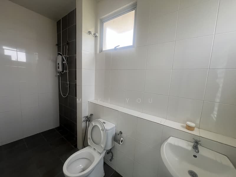 2-storey Terraced House for Sale in Kota Kemuning (Shah Alam) - Miki You - Bathroom - PropertyGuru.com.my