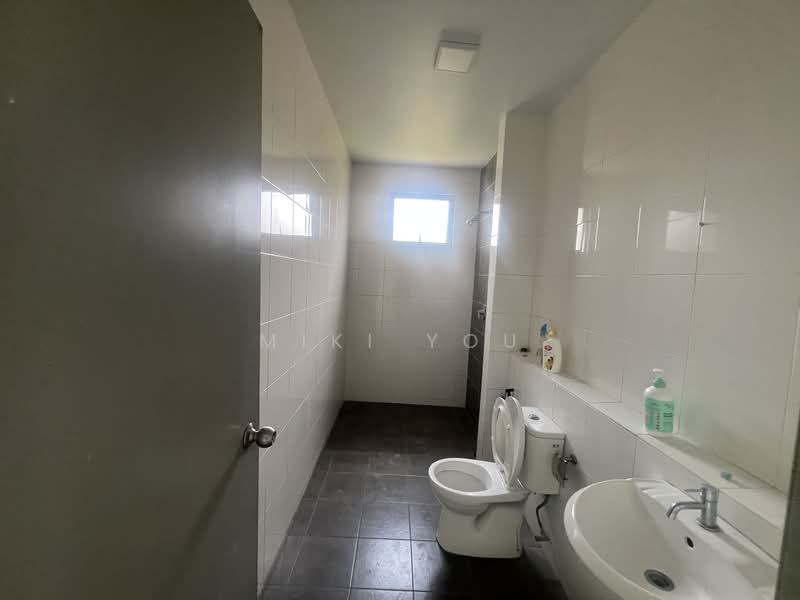 2-storey Terraced House for Sale in Kota Kemuning (Shah Alam) - Miki You - Bathroom - PropertyGuru.com.my
