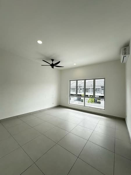 IDAMAN MUTIARA untuk Untuk Disewa - RM 2,200 /bulan, Mac 2026 - Interior - PropertyGuru.com.my
