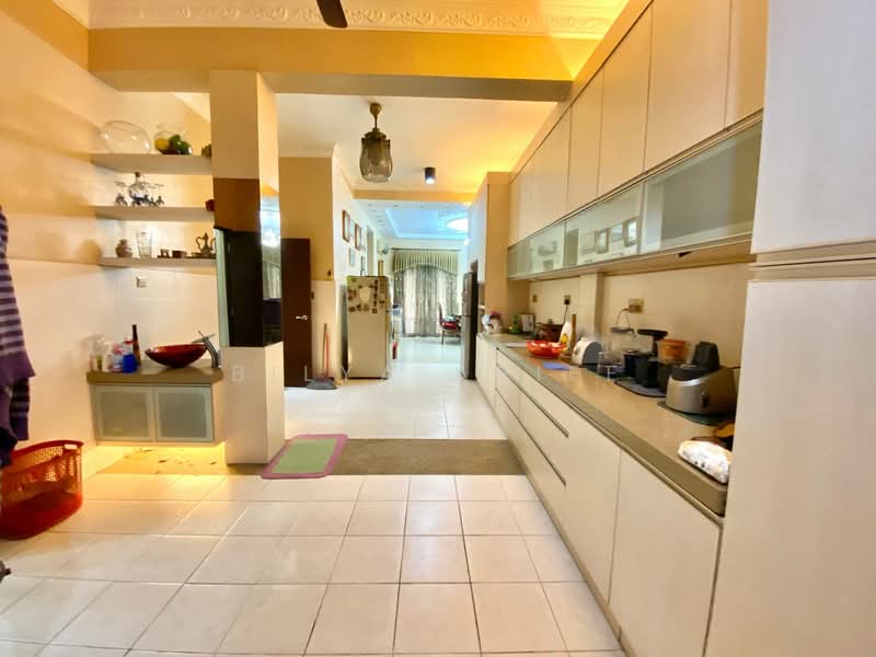 Semi-Detached House for Sale in Klang (Selangor) - BILYA ARIFF - Kitchen - PropertyGuru.com.my