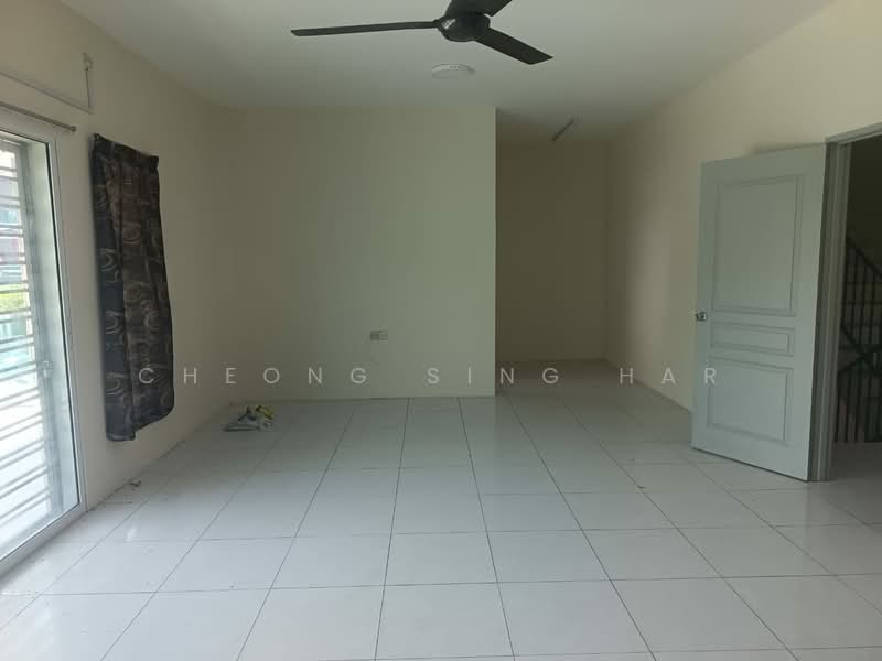 Taman Harmoni untuk Untuk Dijual - RM 950,000, Apr 2026 - Living Room - PropertyGuru.com.my