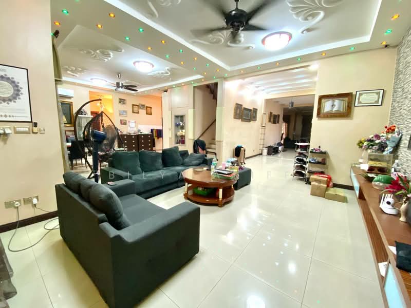 Semi-Detached House for Sale in Klang (Selangor) - BILYA ARIFF - Living Room - PropertyGuru.com.my