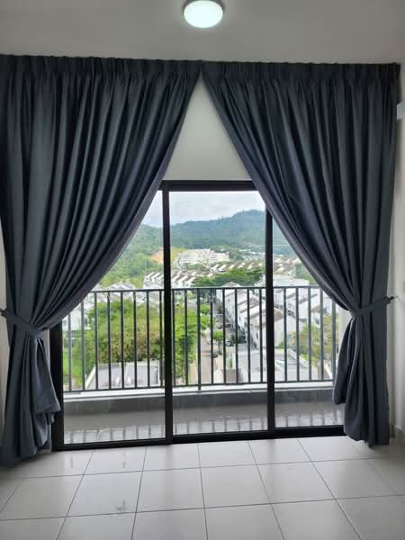 Residensi Bukit Palma 3 (Palm Hill Residence 3) untuk Untuk Disewa - RM 1,100 /bulan, Mac 2026 - Balcony - PropertyGuru.com.my