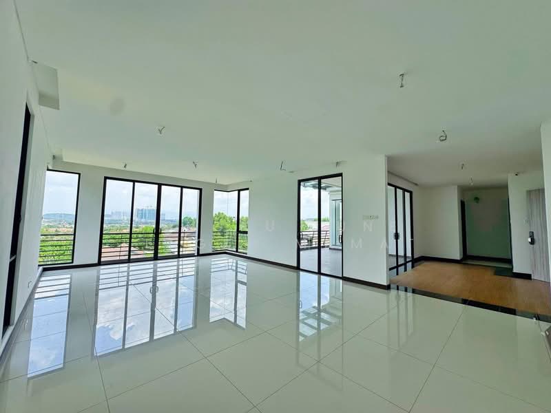 Bungalow for Sale in Kajang (Selangor) - Tengku June Tengku Mamat - Living Room - PropertyGuru.com.my