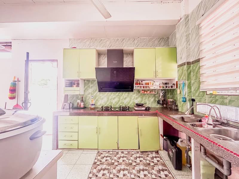 Bungalow for Sale in Banting (Selangor) - Ilman Nahri - Kitchen - PropertyGuru.com.my