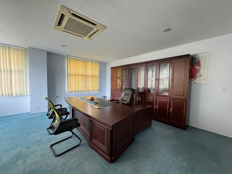 Semi-D Factory for Sale in Johor Bahru (Johor) - Rochy Ng - Study - PropertyGuru.com.my