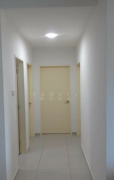 Condominium for Rent at Fairway Suites - Samuel Wong - Corridor - PropertyGuru.com.my