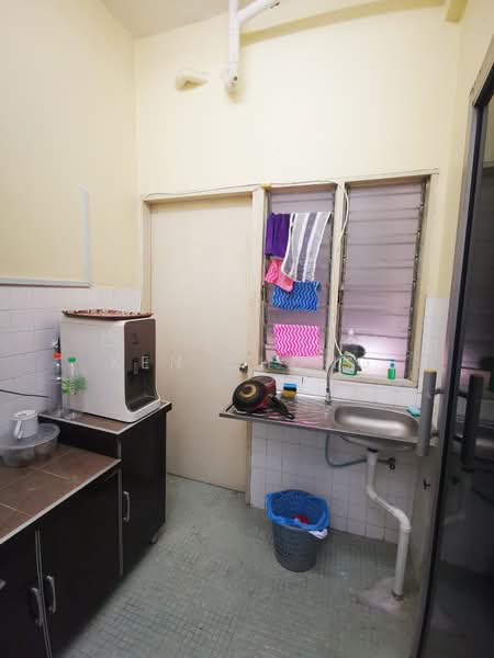 Office for Rent in Taman Kepong Indah (Kepong) - Ken Chong - Kitchen - PropertyGuru.com.my
