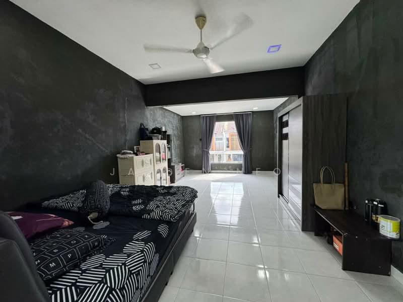 Bandar Tiram 3 untuk Untuk Dijual - RM 850,000, Apr 2026 - Bedroom - PropertyGuru.com.my